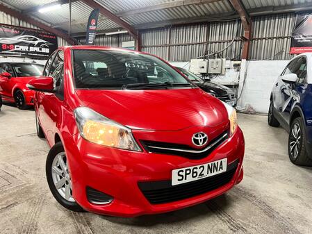 TOYOTA YARIS 1.3 Dual VVT-i TR