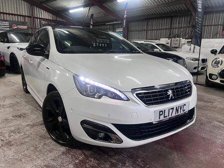 PEUGEOT 308 1.2 PureTech GT Line