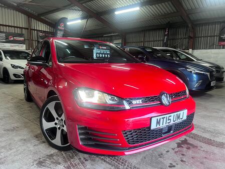 VOLKSWAGEN GOLF 2.0 TSI BlueMotion Tech GTI