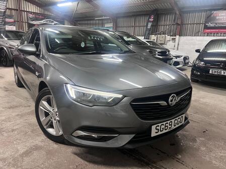 VAUXHALL INSIGNIA 1.6 Turbo D BlueInjection SRi Nav