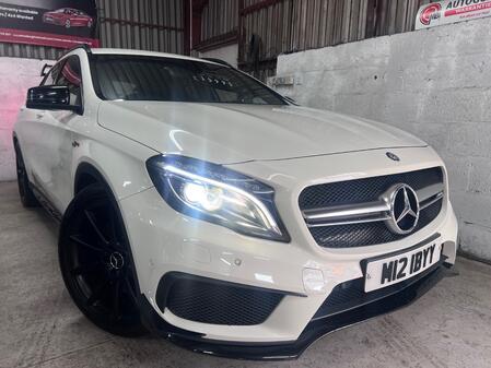 MERCEDES-BENZ GLA CLASS 2.0 GLA45 AMG