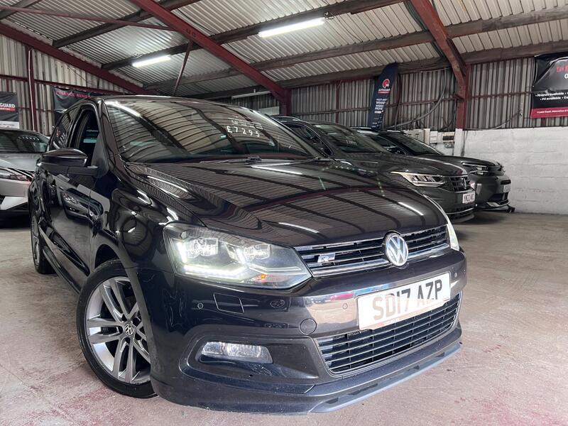 VOLKSWAGEN POLO 1.2 TSI BlueMotion Tech R-Line