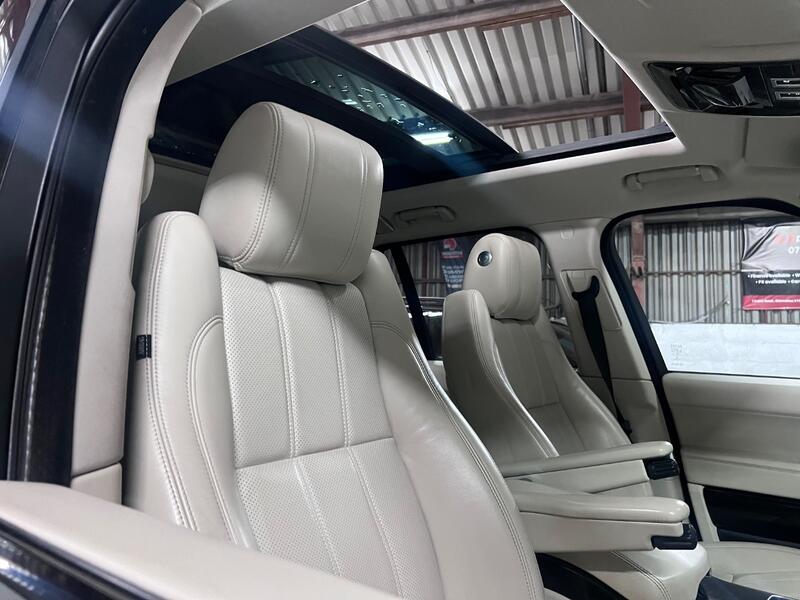 LAND ROVER RANGE ROVER