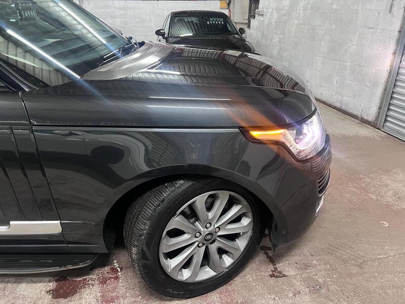 LAND ROVER RANGE ROVER