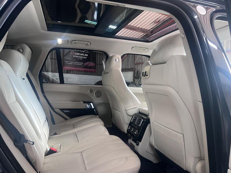 LAND ROVER RANGE ROVER