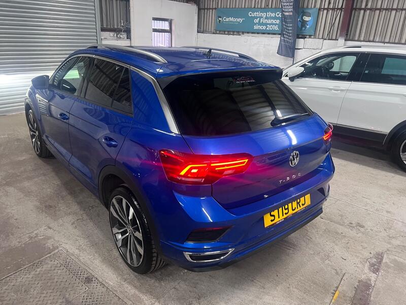 VOLKSWAGEN T-ROC