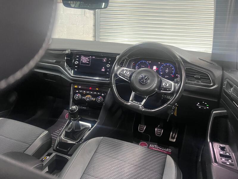 VOLKSWAGEN T-ROC