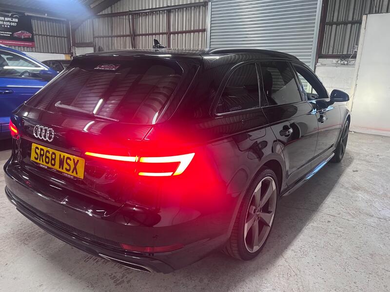 AUDI A4 AVANT