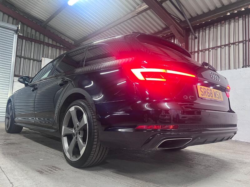 AUDI A4 AVANT