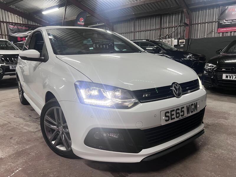 VOLKSWAGEN POLO 1.2 TSI BlueMotion Tech R-Line