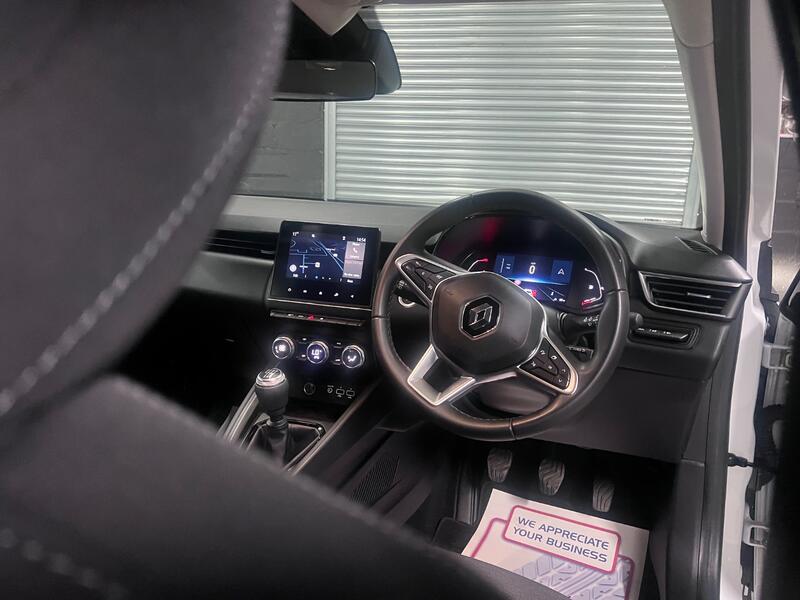 RENAULT CLIO