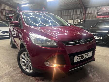 FORD KUGA 2.0 TDCi Titanium