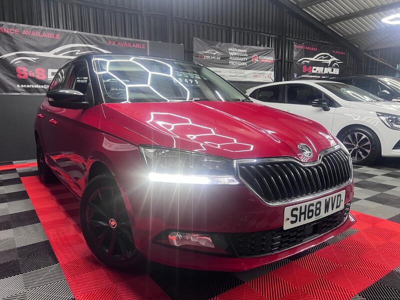SKODA FABIA 1.0 Colour Edition