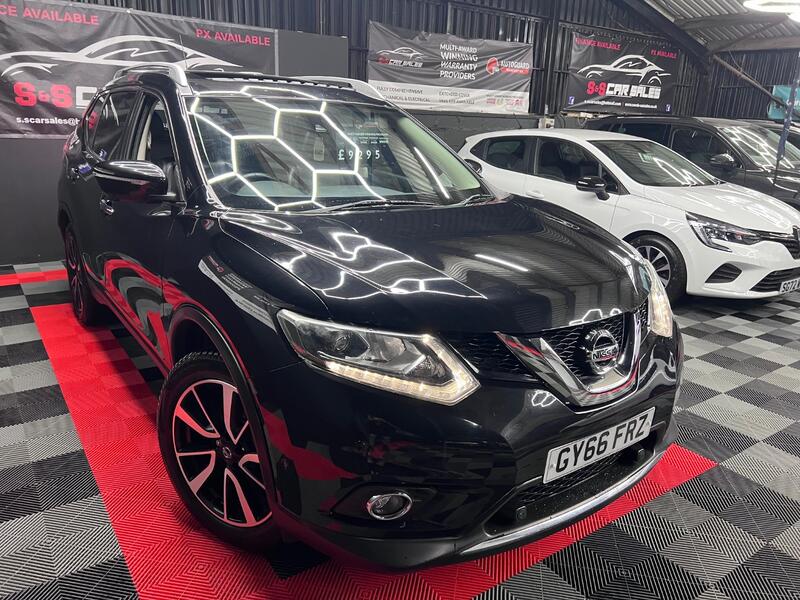 NISSAN X-TRAIL 1.6 DIG-T Tekna